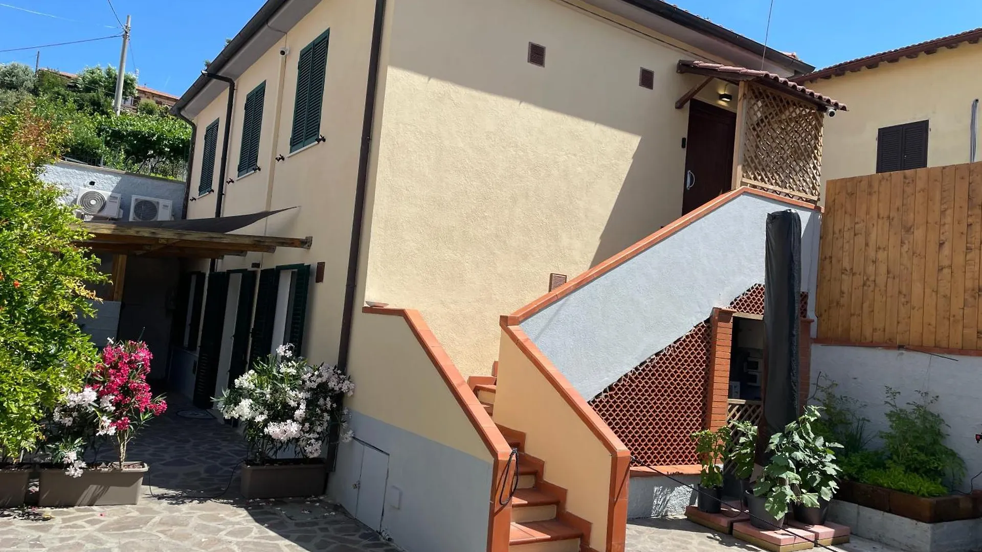 Villa Portoferraio 0*,